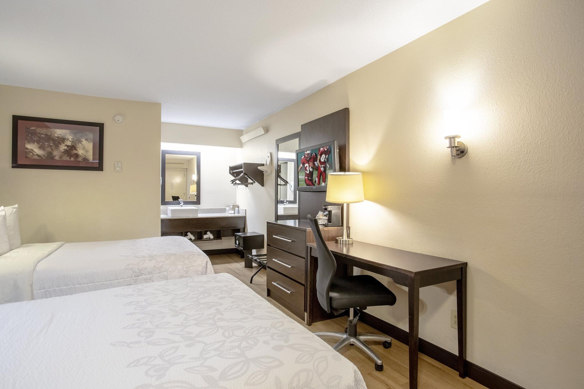 Red Roof Inn Plus+ Pittsburgh South - Airport Екстериор снимка