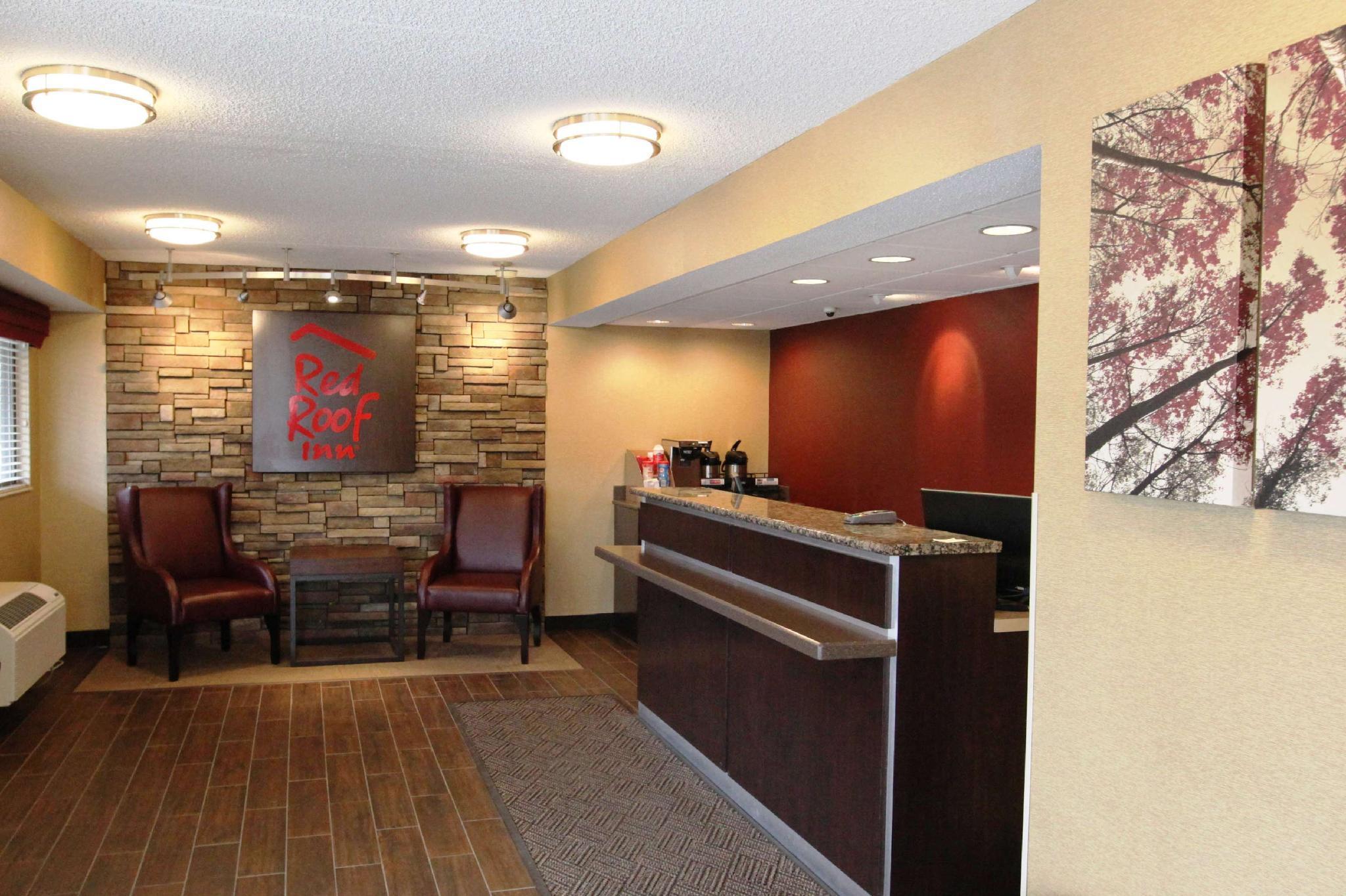 Red Roof Inn Plus+ Pittsburgh South - Airport Екстериор снимка