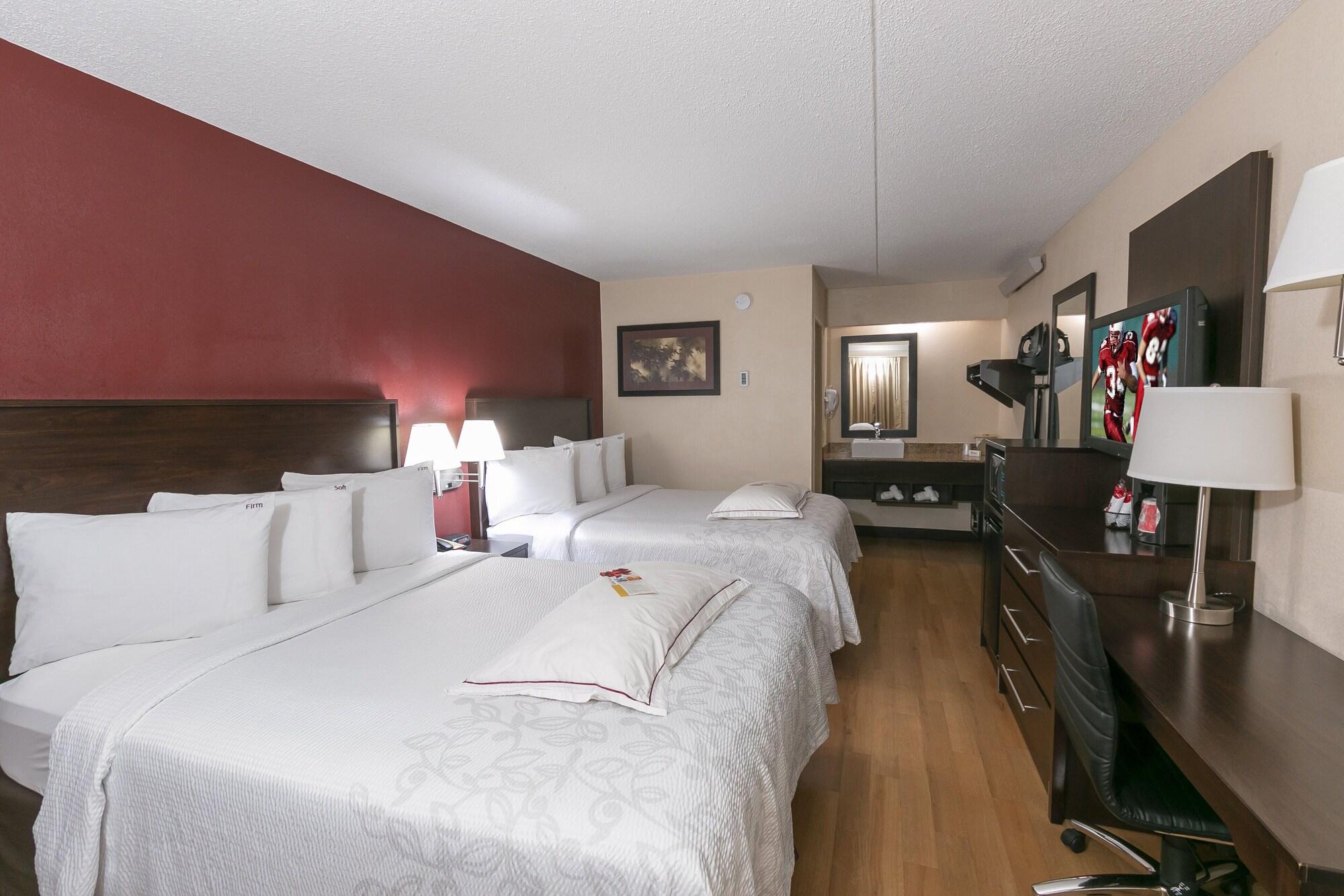 Red Roof Inn Plus+ Pittsburgh South - Airport Екстериор снимка