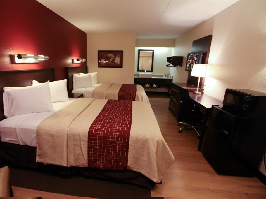 Red Roof Inn Plus+ Pittsburgh South - Airport Екстериор снимка