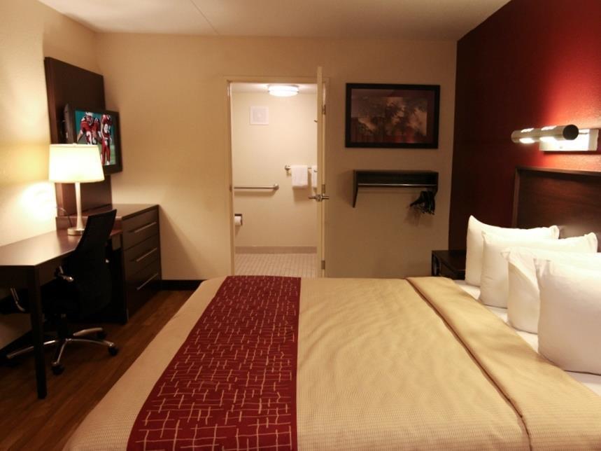 Red Roof Inn Plus+ Pittsburgh South - Airport Екстериор снимка